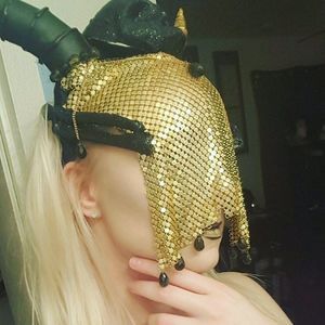 Meet your Posher, Sabrina